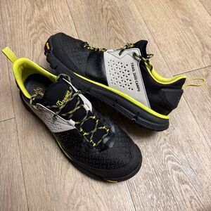 Danner Trail 2650 Campo Men 10 EE Black Yellow Hiking Shoes 68949 Vibram EUC